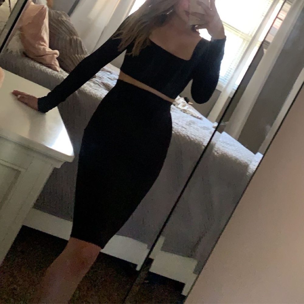 black skirt set